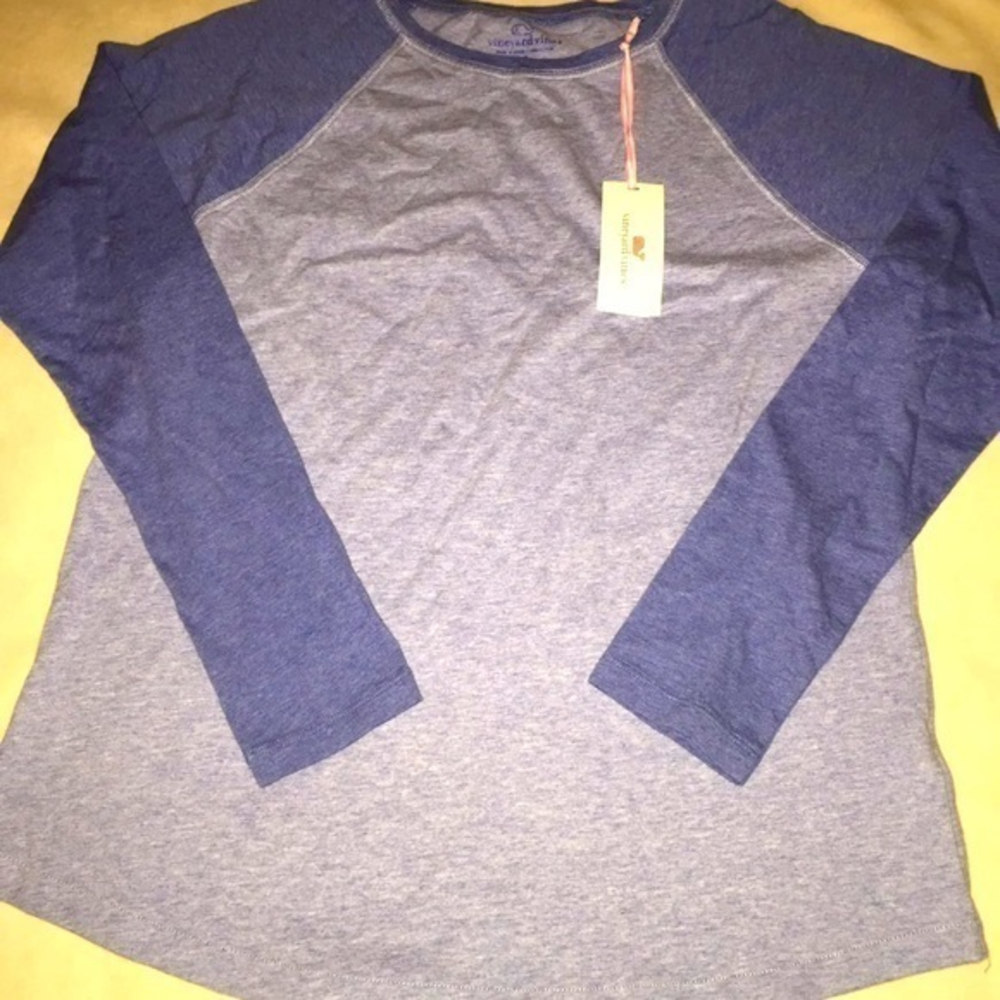 NWT Vineyard Vines Raglan‎ Tee